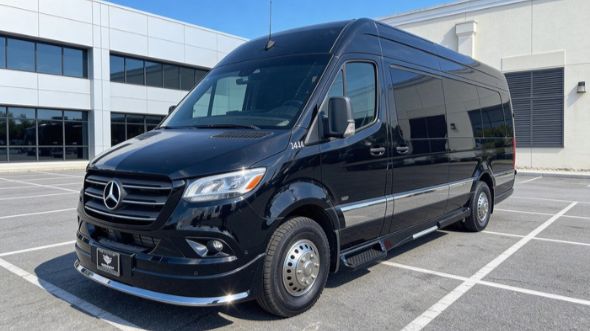 10 passenger sprinter van fort wayne