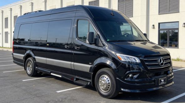 fort wayne airport sprinter van service